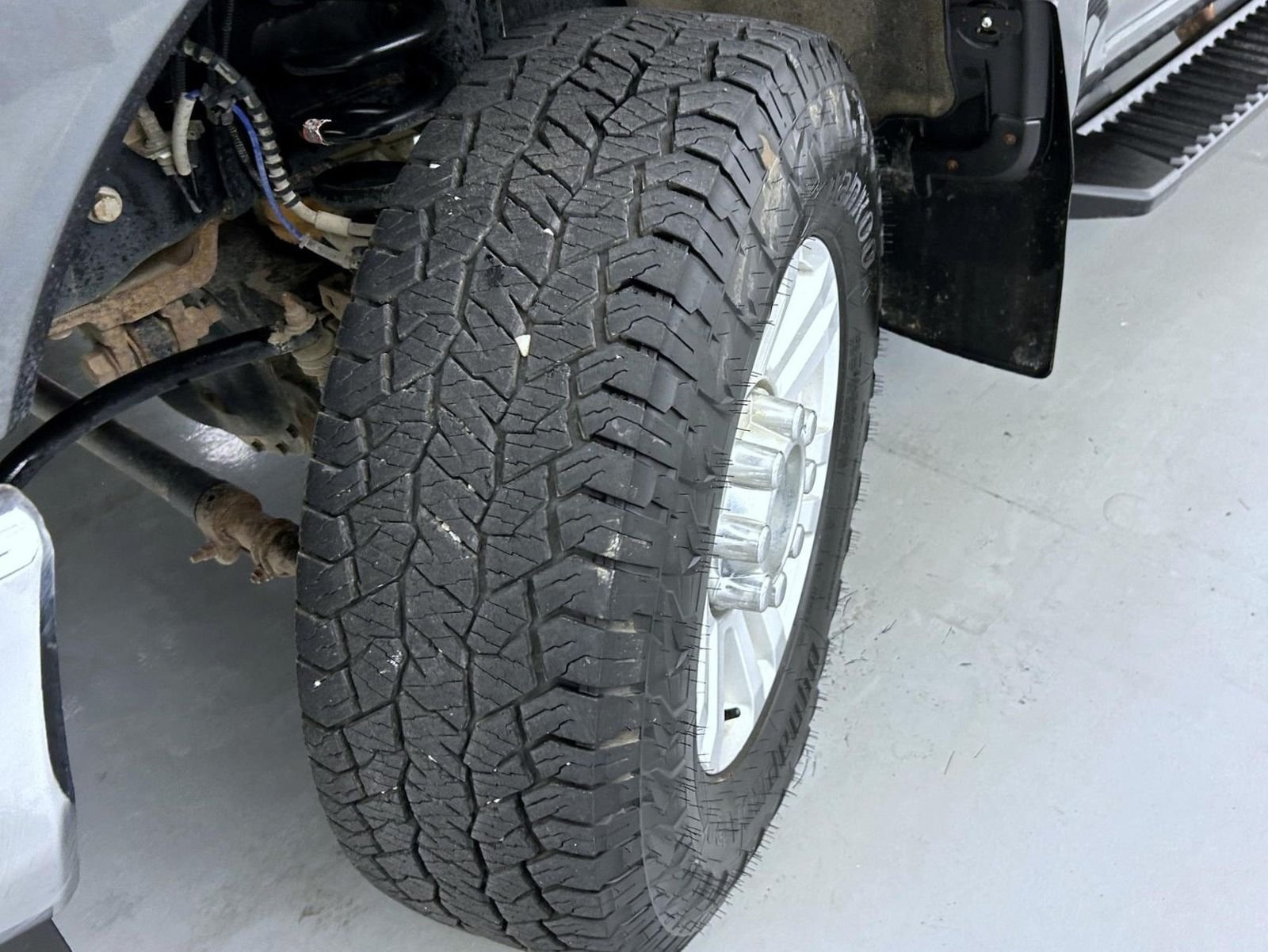 Used 2019 Gray Ford XLT image 24
