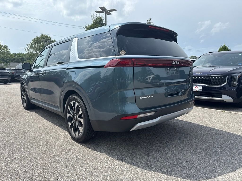 Used 2024 Blue Kia EX image 3