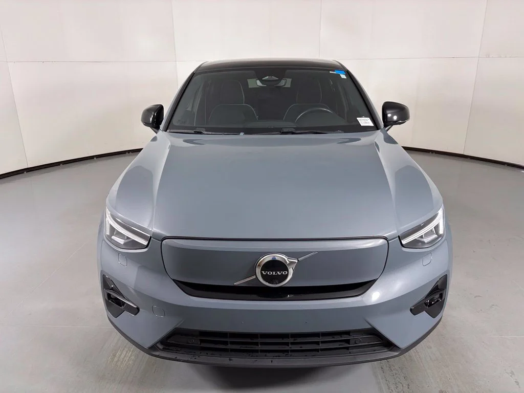 Certified Used 2023 Thunder Gray Metallic Volvo Ultimate image 3
