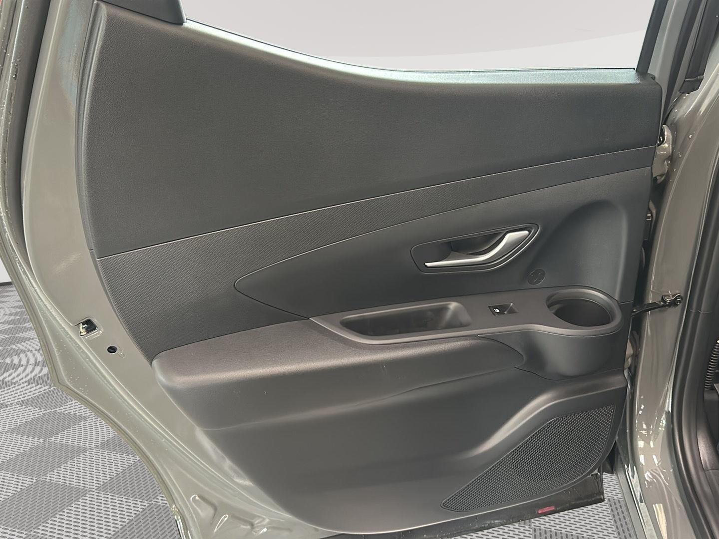 New 2026 Hampton Gray Hyundai SEL AWD image 19