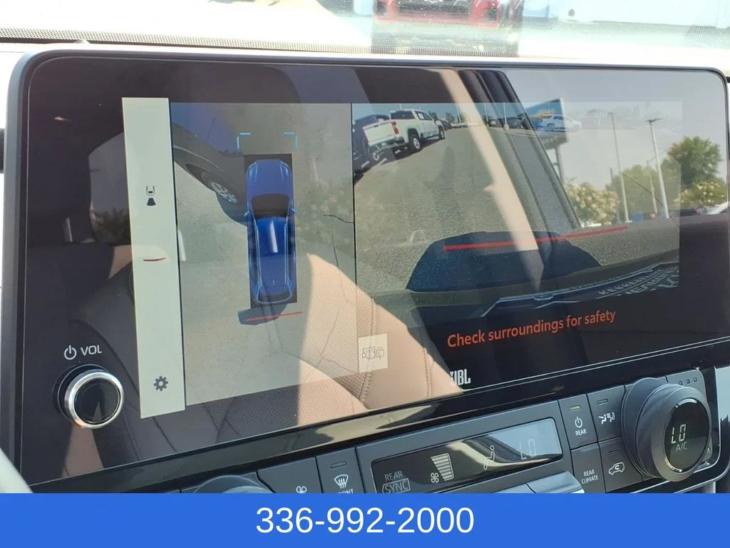 Used 2025  Toyota Limited image 7