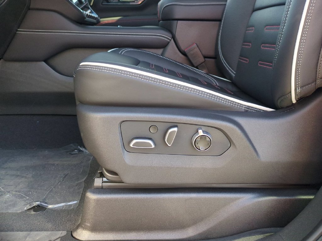 2026 GMC Yukon XL AT4 Ultimate - Photo 21