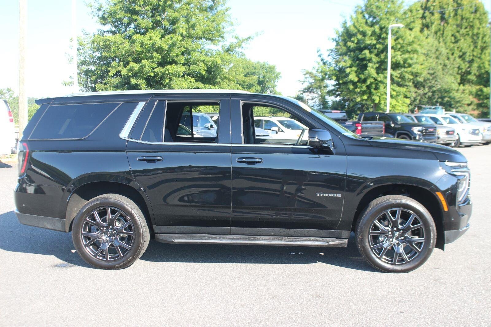 Used 2025 Black Chevrolet LT image 8