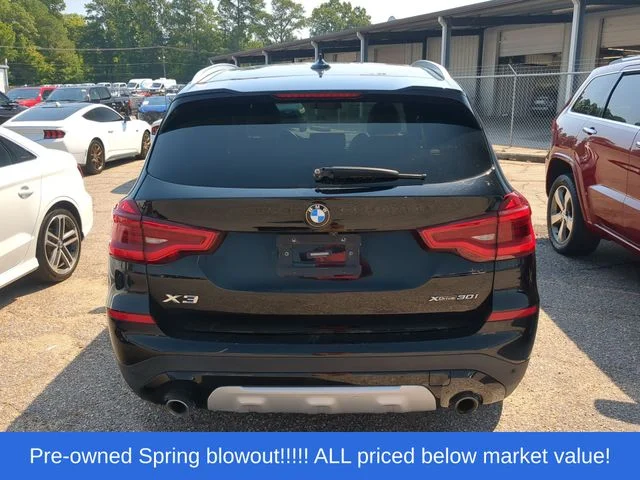 Used 2020 Black BMW xDrive30i image 3