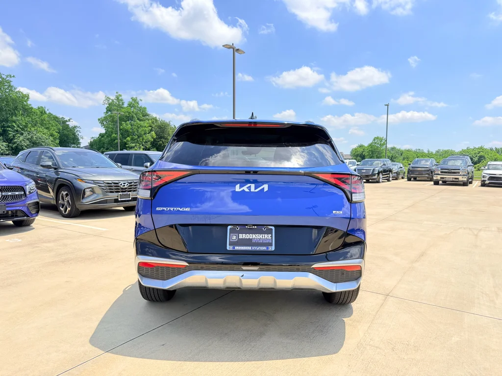 Used 2023 Sapphire Blue Kia SX-Prestige image 7