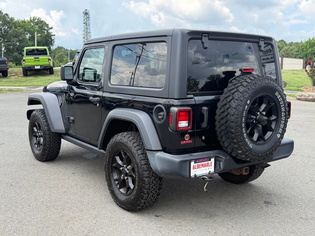 Used 2020 Black Jeep Sport image 7