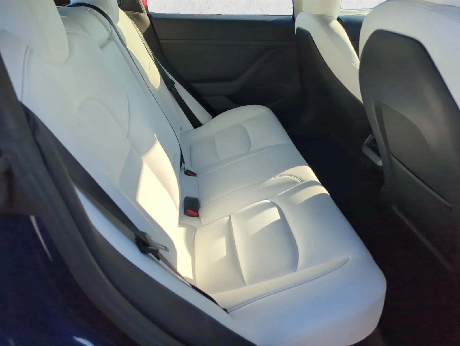 Used 2022 Blue Tesla Long Range image 23