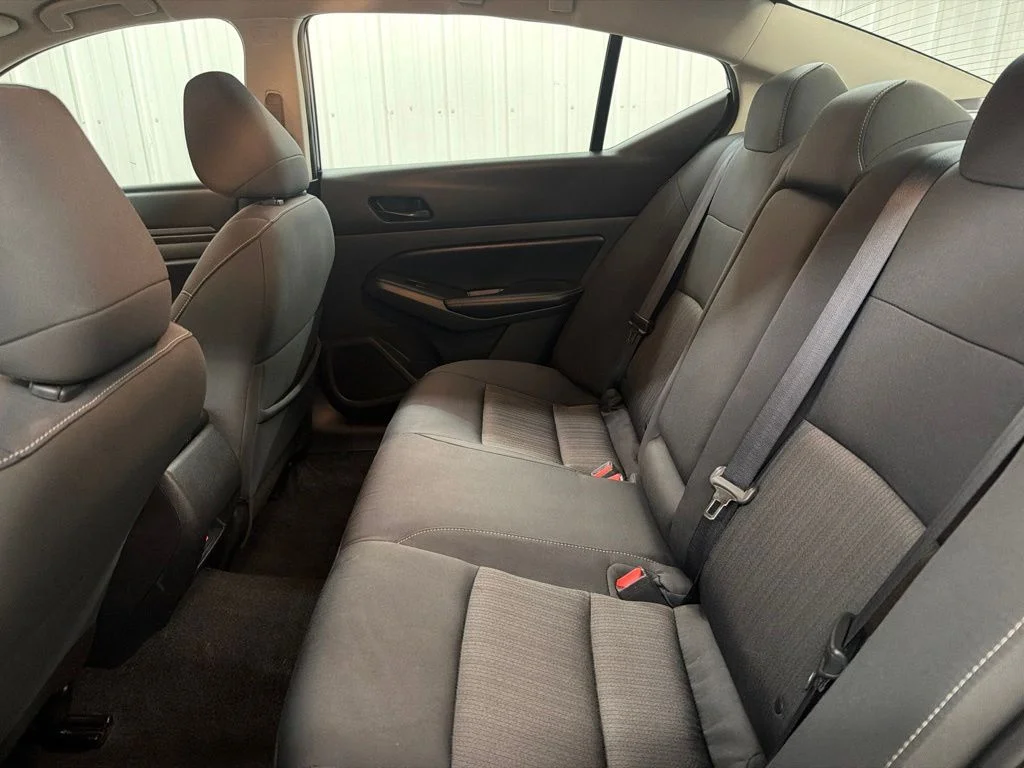 Used 2025 Gun Metallic Nissan 2.5 SV image 17
