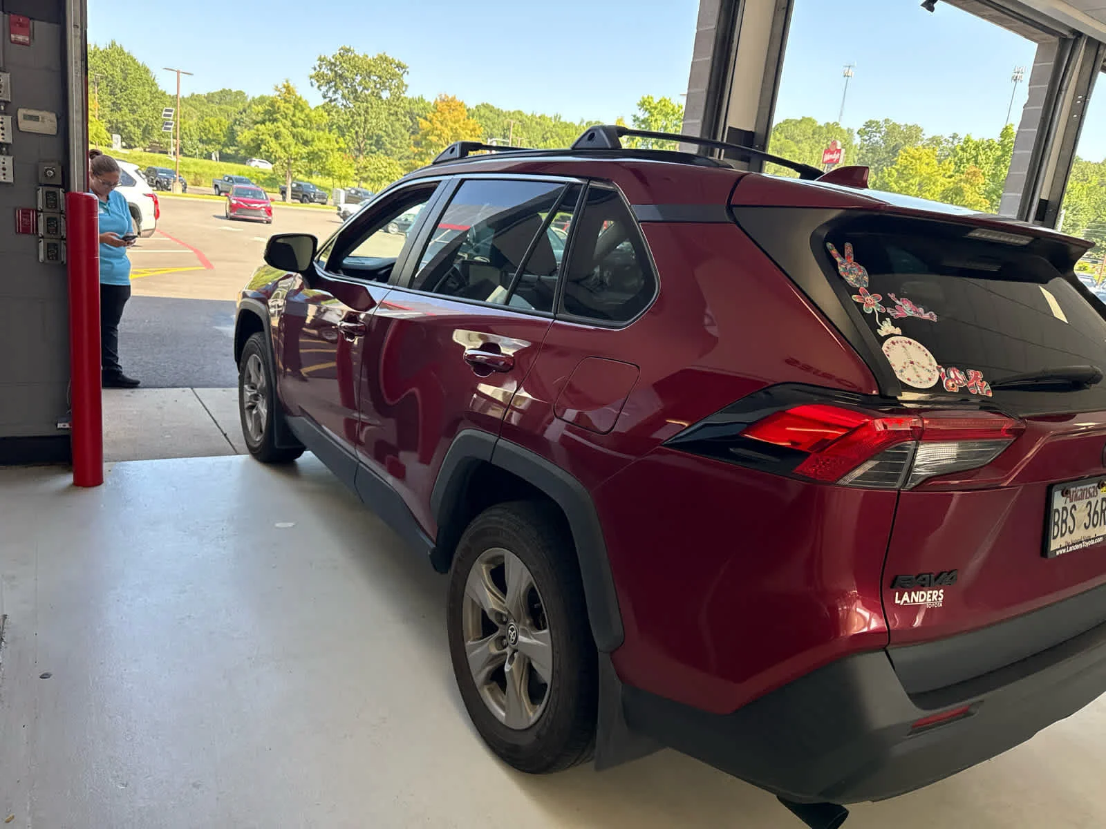 Used 2024 Ruby Flare Pearl Toyota XLE image 4