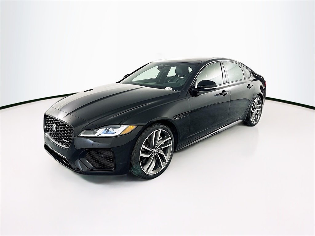 2024 Jaguar XF R-Dynamic SE