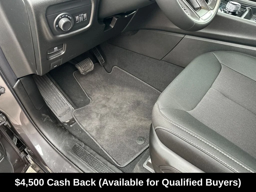 New 2026 Baltic Gray Metallic Clear-Coat Exterior Paint Jeep Laredo image 21