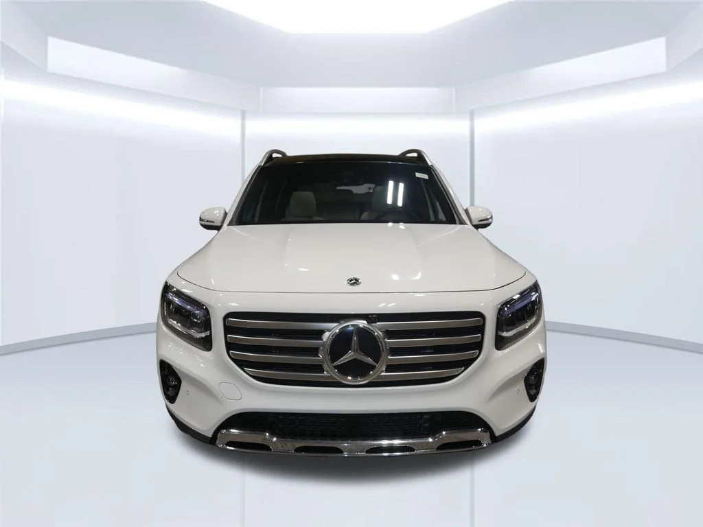 New 2026 Polar White Mercedes-Benz GLB 250 image 8