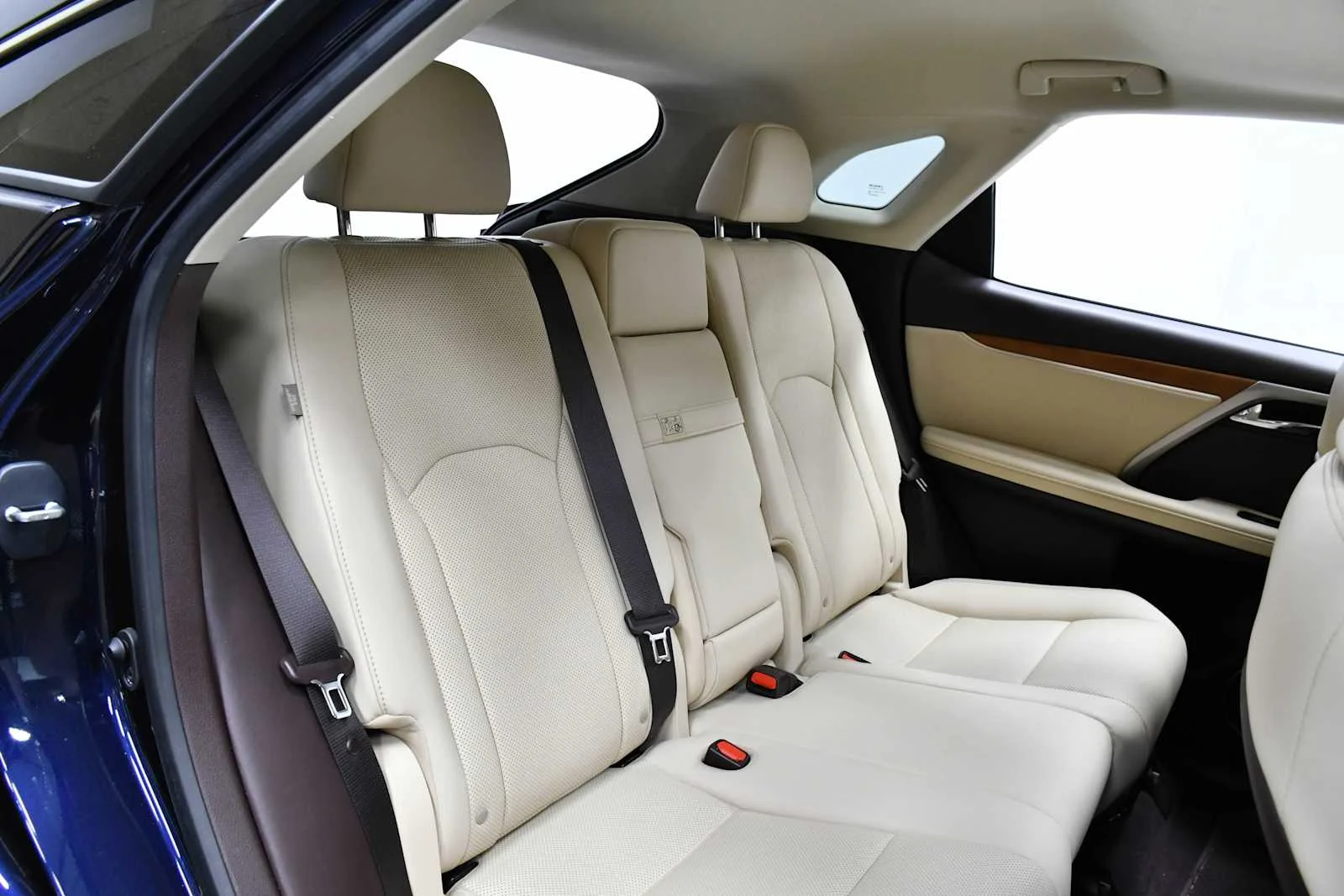 Used 2020 Nightfall Mica Lexus  image 24
