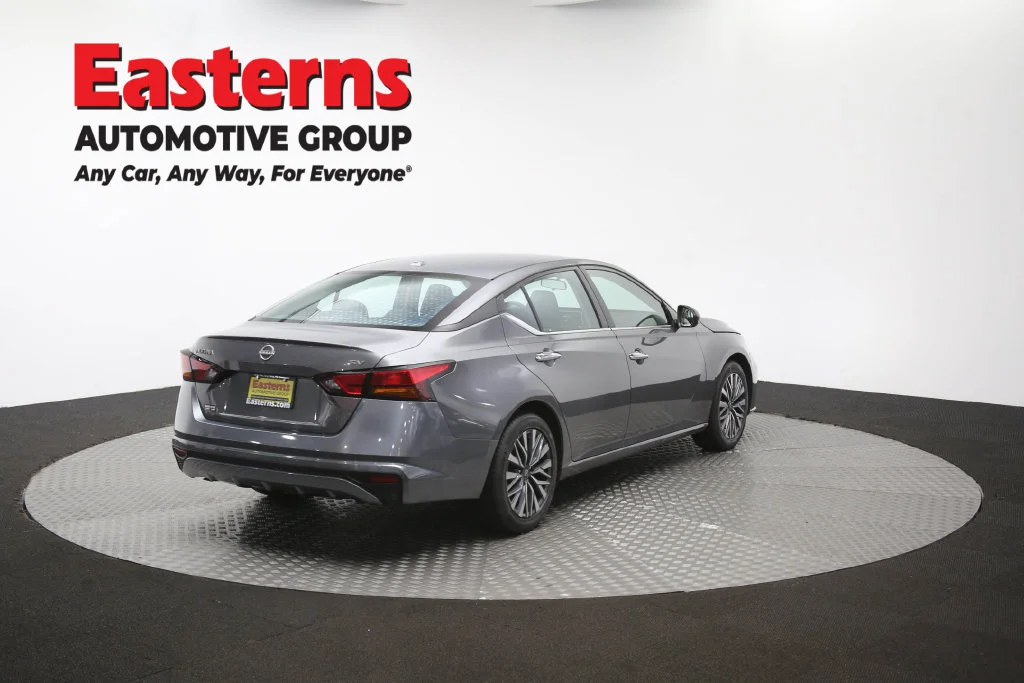Used 2024 Gray Nissan 2.5 SV image 41