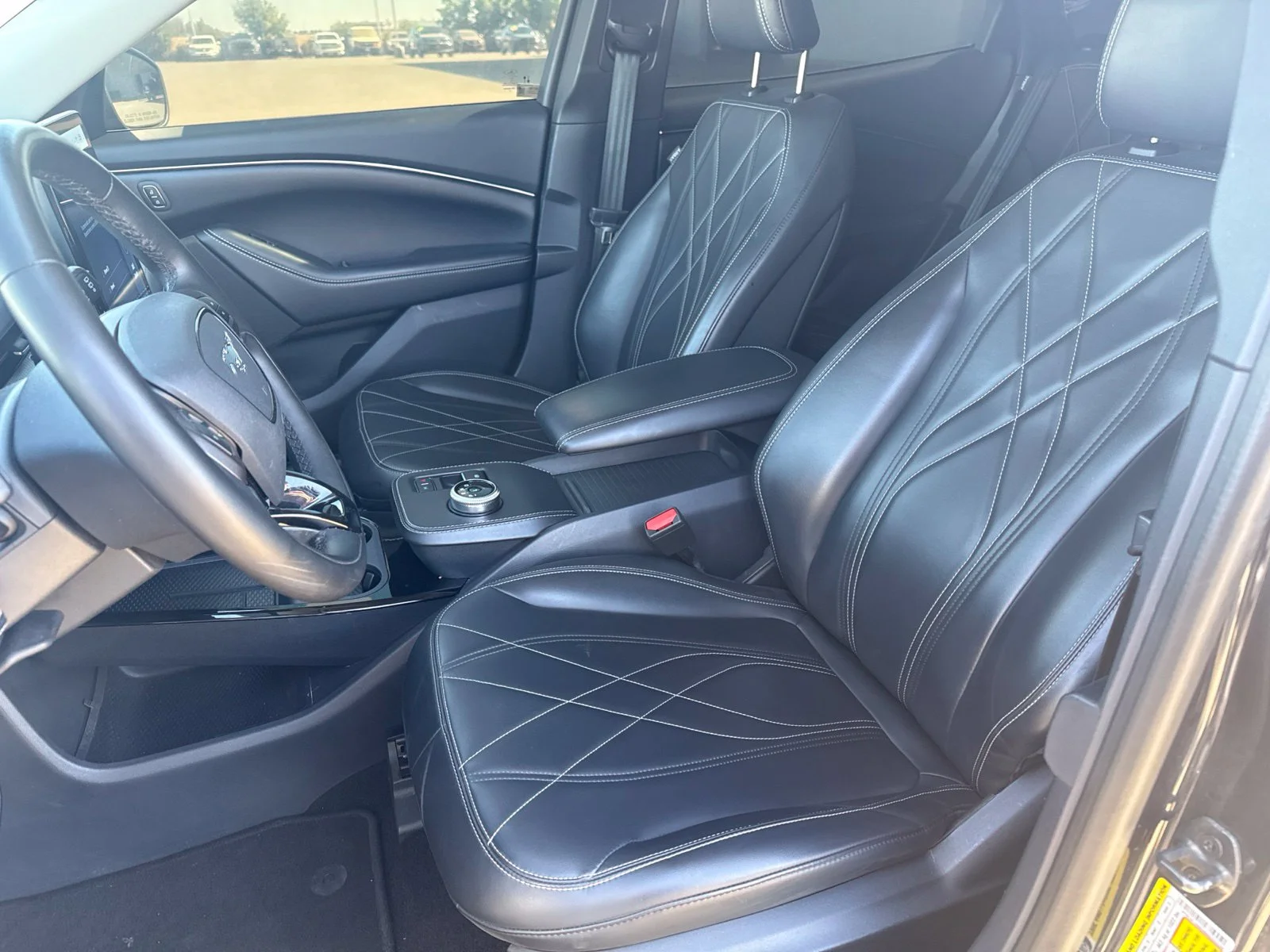 Used 2022 Gray Ford Select image 17