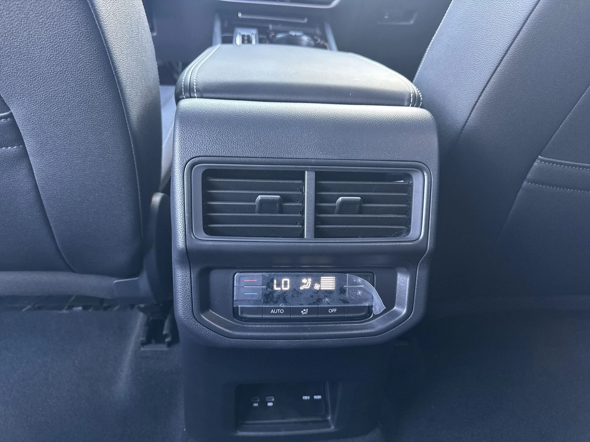 New 2026 Deep Black Pearl Volkswagen 2.0T SE w/Technology image 30