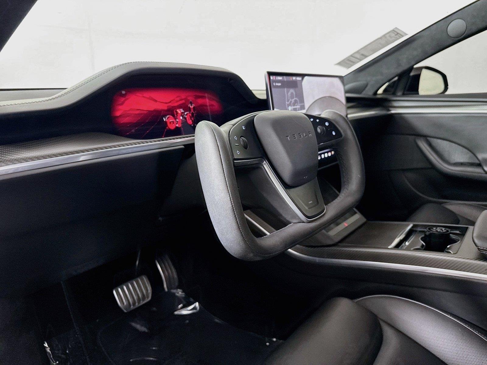 Used 2021 Solid Black Tesla Plaid image 4