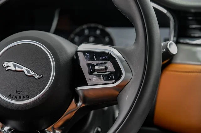 2026 Jaguar F-Pace R-Dynamic S - Photo 22