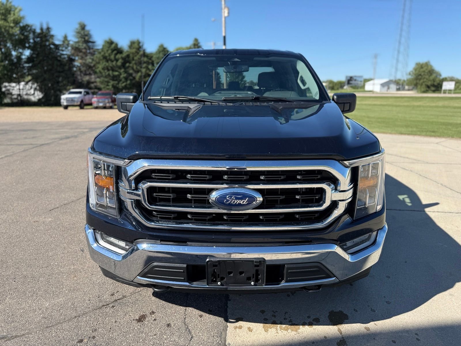 Certified Used 2023 Blue Metallic Ford XLT image 11