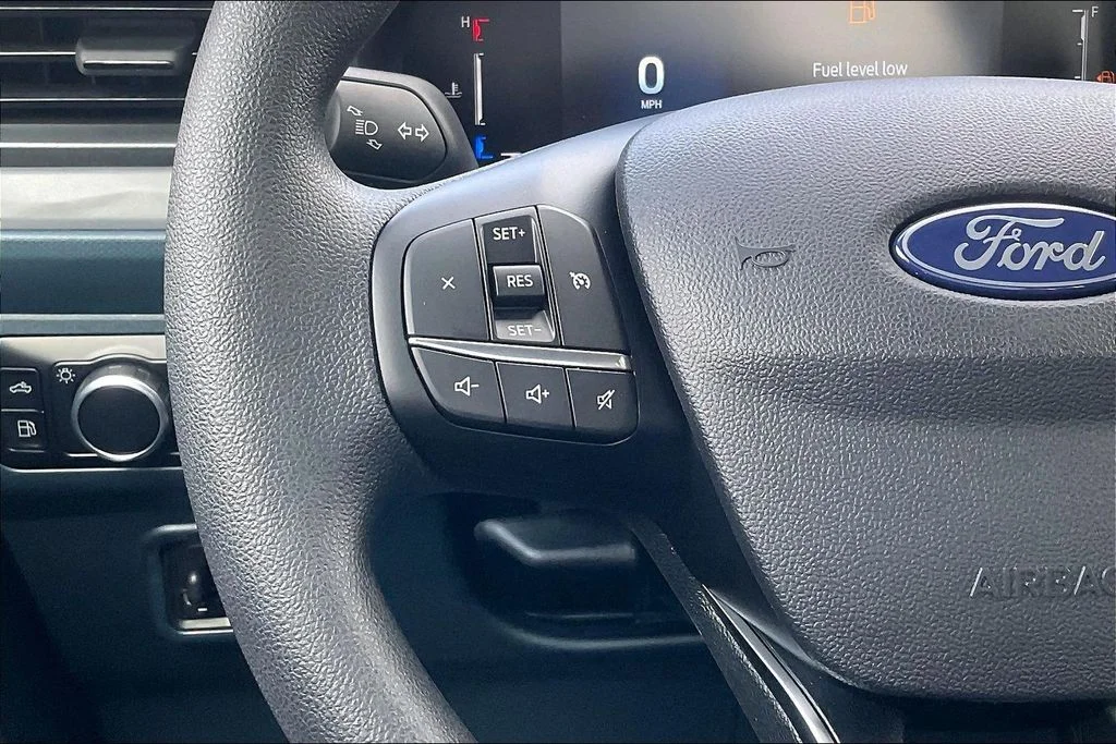 New 2026 Shadow Black Ford XLT image 17