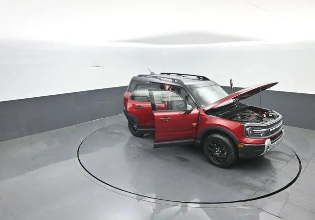 New 2026 Ruby Red Metallic Tinted Clearcoat Ford Badlands® image 40