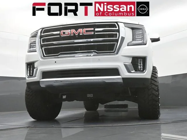 Used 2023 White GMC SLT image 36