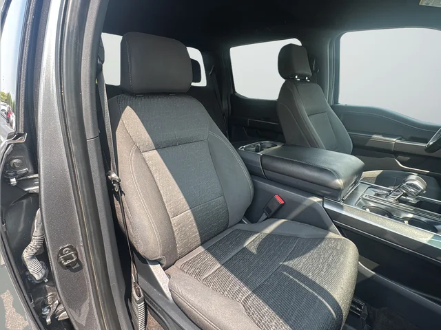 Used 2023 Gray Ford XLT image 26