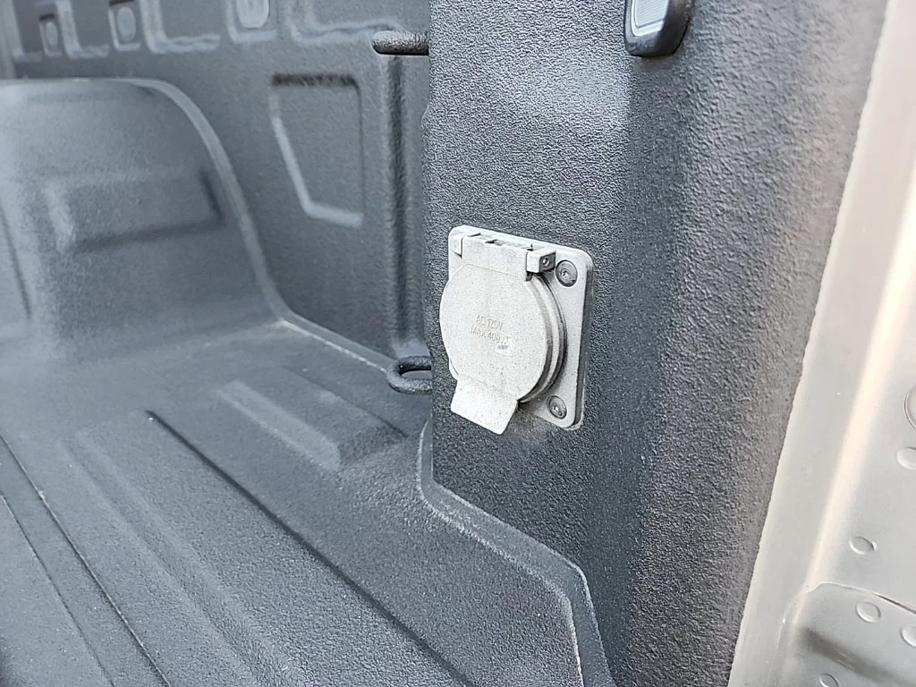Used 2023 Gray Chevrolet Custom image 37