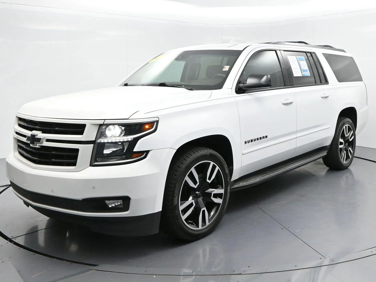 Used 2018 Summit White Chevrolet Premier image 3