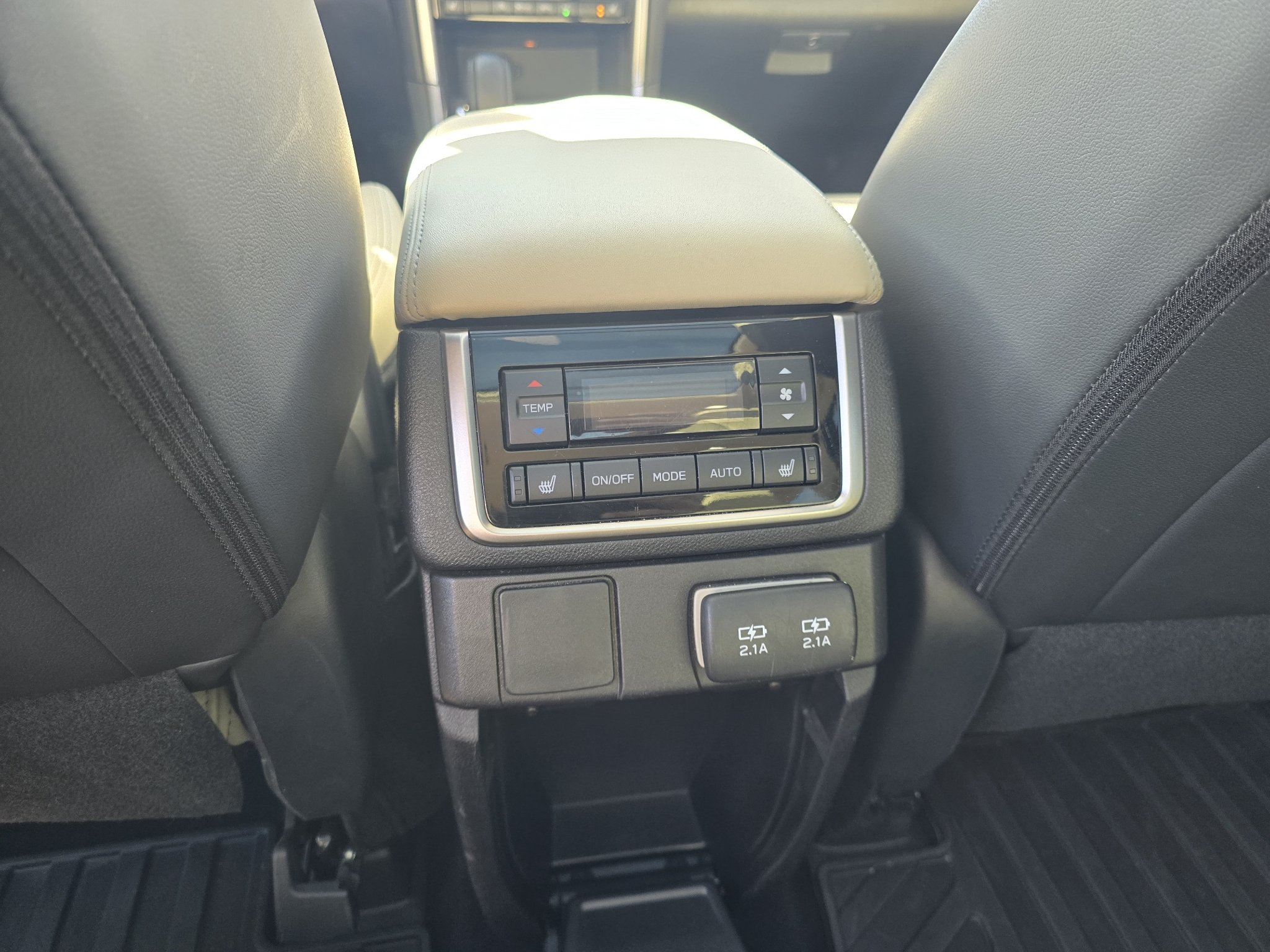 Used 2020 Abyss Blue Pearl Subaru Limited image 29