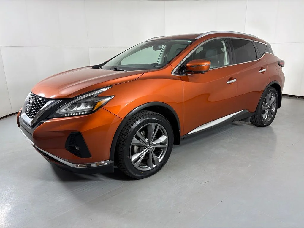 Used 2019 Orange Nissan Platinum image 4