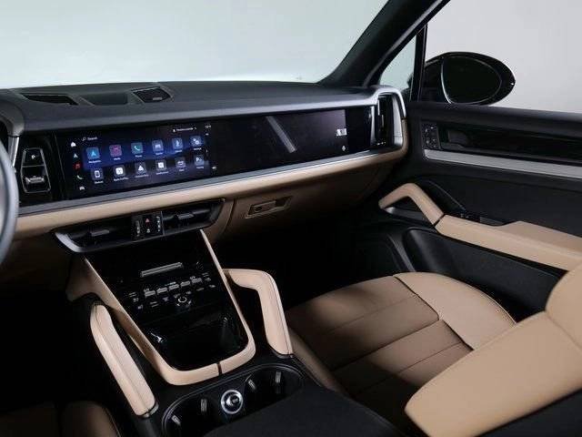 Certified Used 2026 Chromite Black Metallic Porsche  image 18