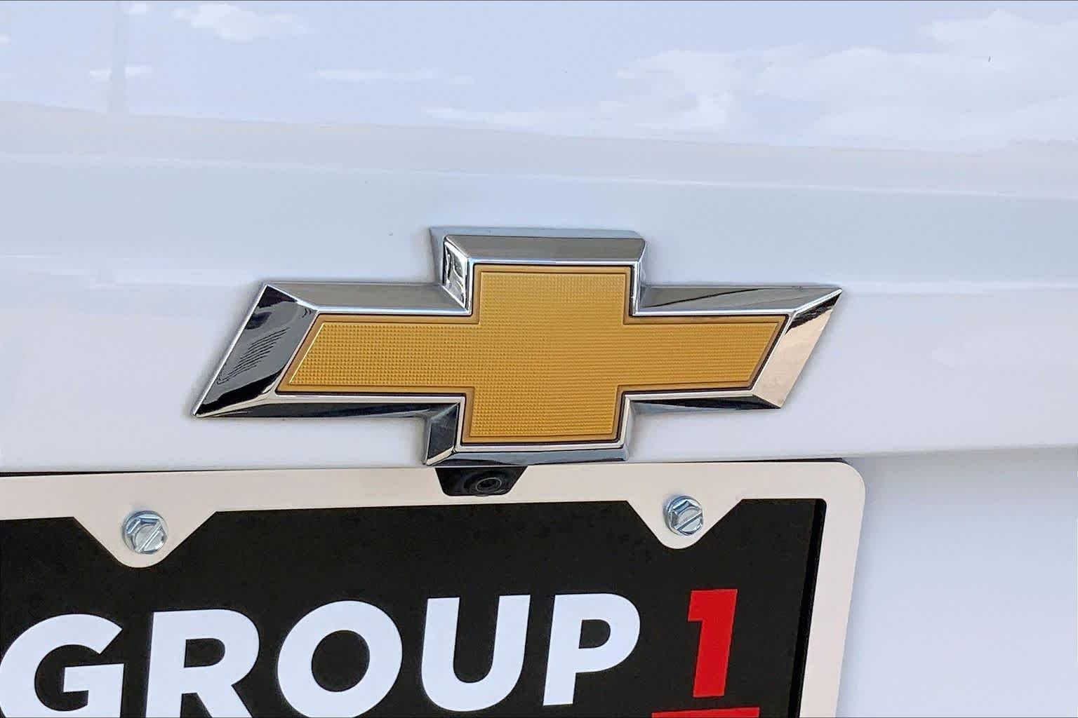 Used 2019 Summit White Chevrolet LT image 31