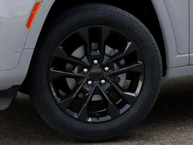 New 2026 Bright White Clearcoat Jeep Limited image 34
