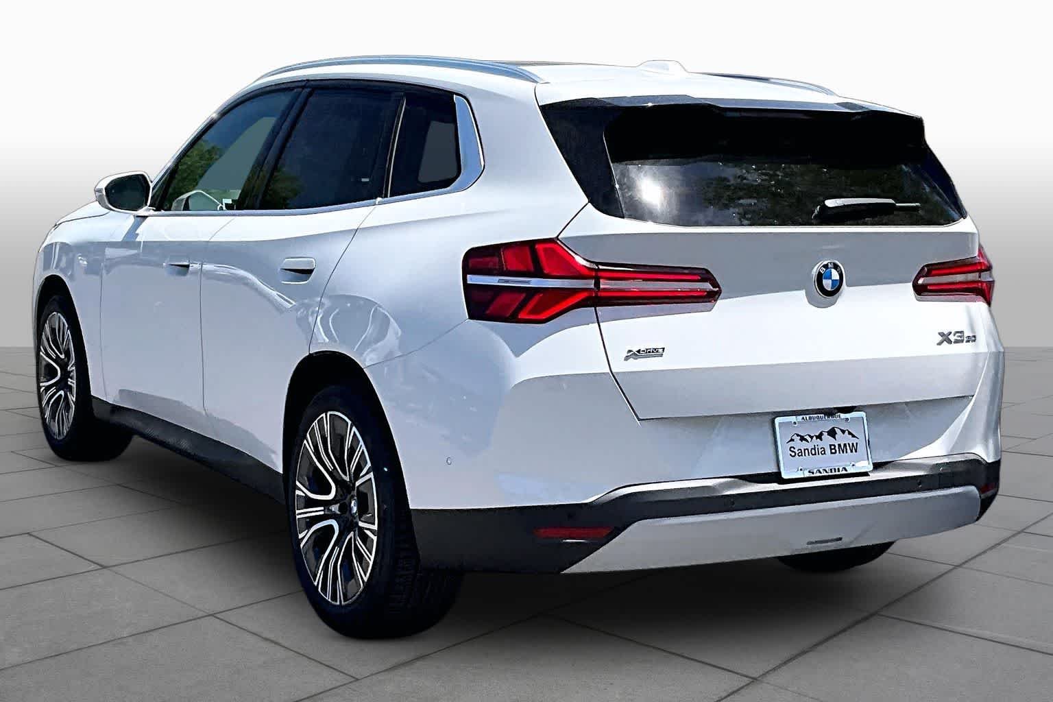 New 2026 Alpine White BMW 30 xDrive image 12