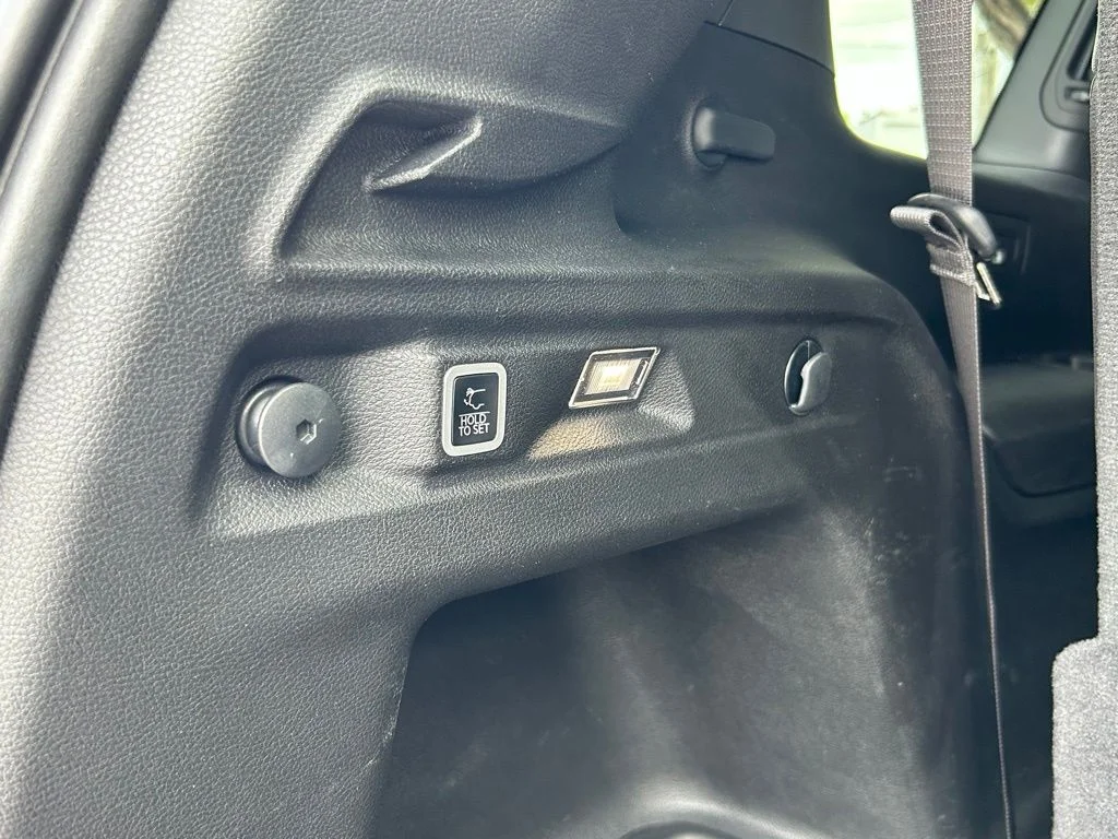 Used 2024 Gray Jeep Limited image 48