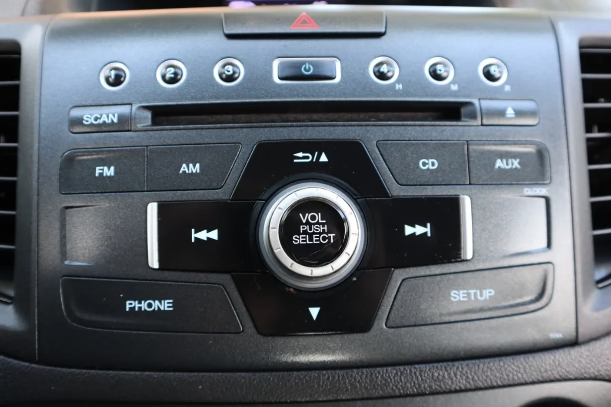 Used 2012  Honda LX image 17