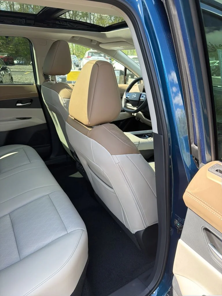 New 2026 Aurora Blue Pearl Metallic Nissan Platinum image 25