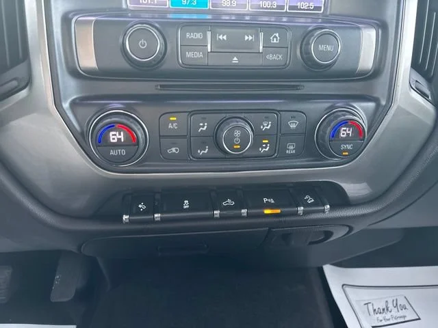 Used 2018 CAJUN RED TINTCOAT Chevrolet LT image 31