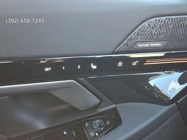 New 2026 Black Sapphire Metallic BMW 530i xDrive image 19