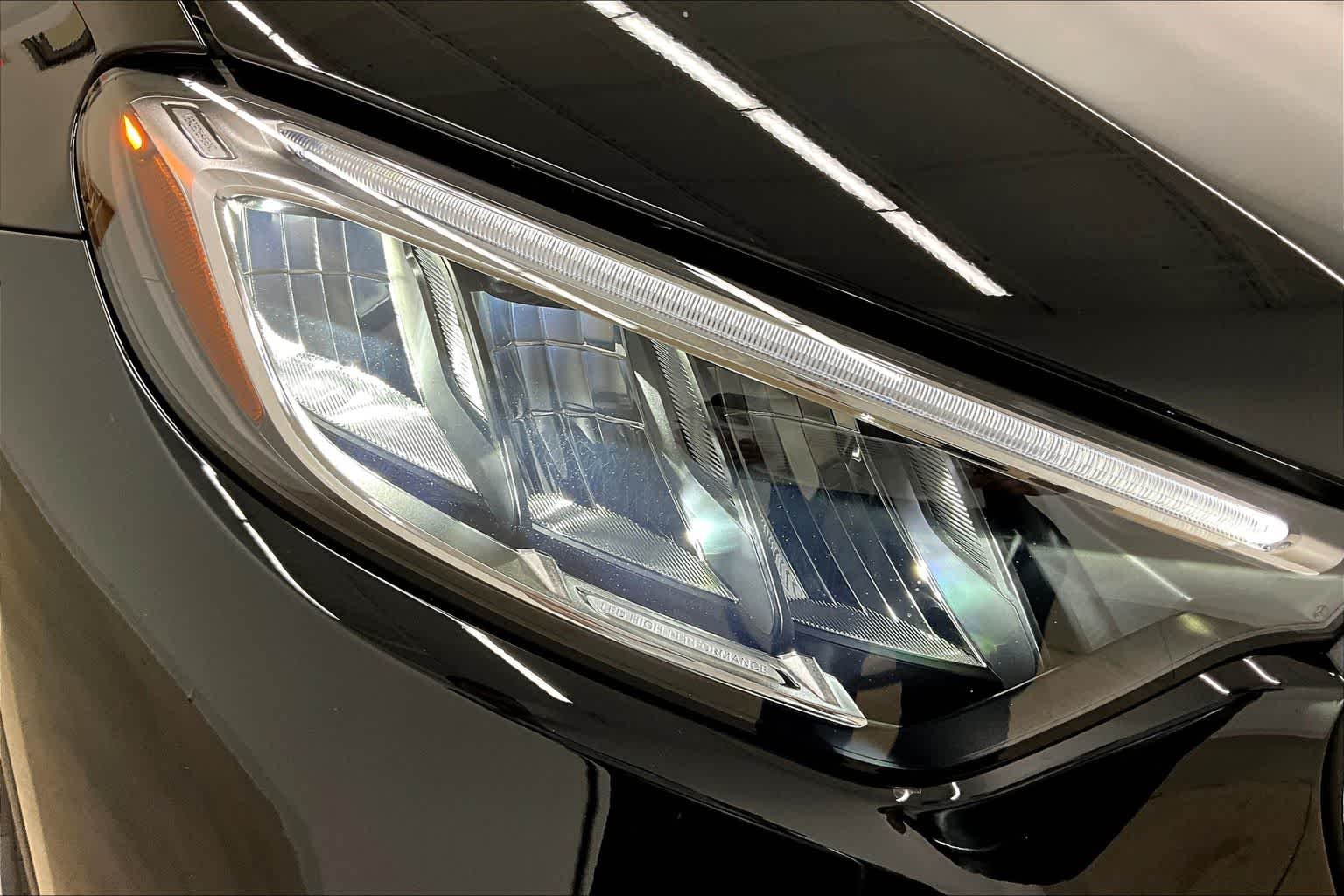 New 2026 Black Mercedes-Benz GLC 300 image 13
