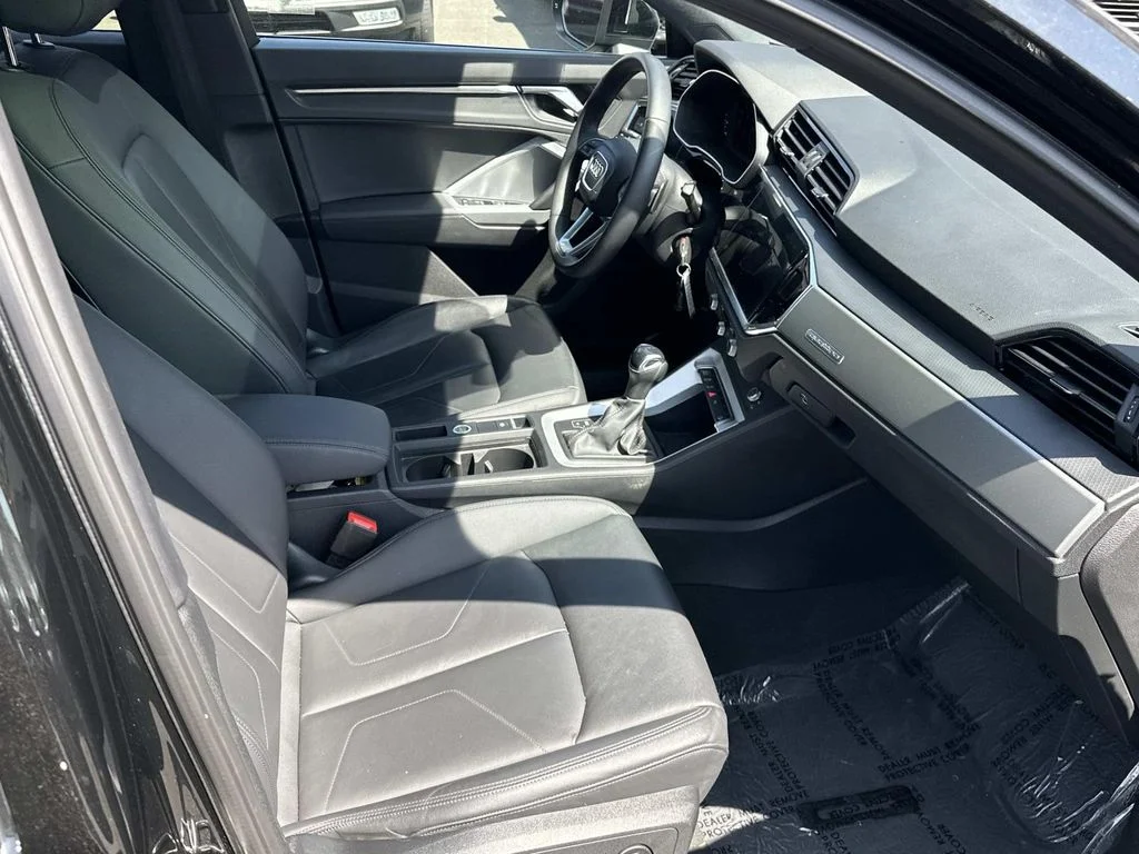 2025 Audi Q3 S Line Premium - Photo 14
