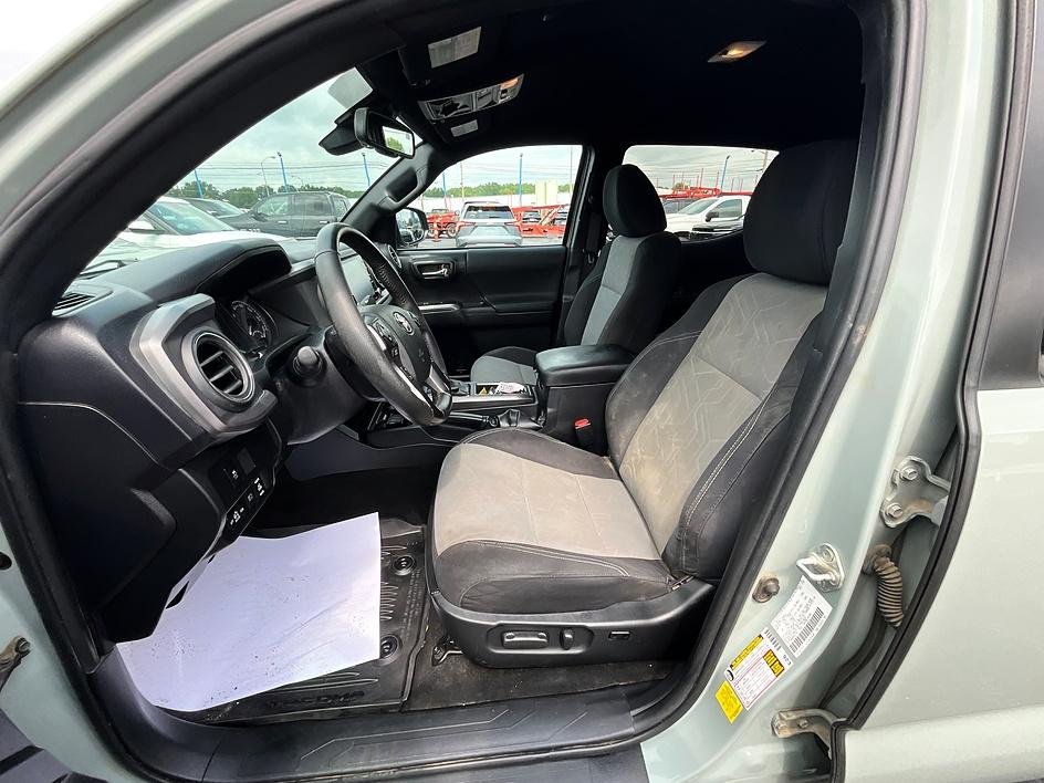 Used 2023  Toyota TRD Off-Road image 15