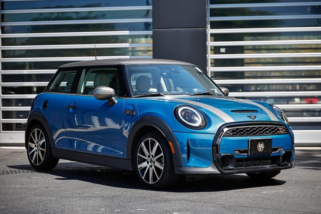 2024 MINI Cooper S Iconic