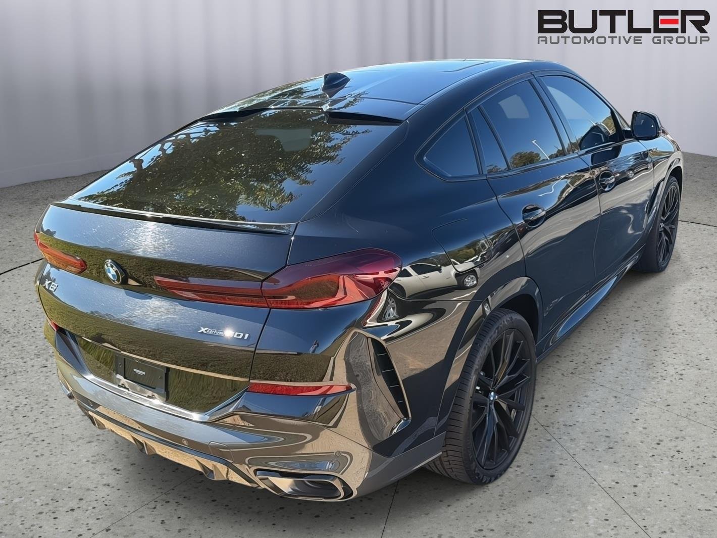 Used 2023 Black Sapphire Metallic BMW xDrive40i image 8