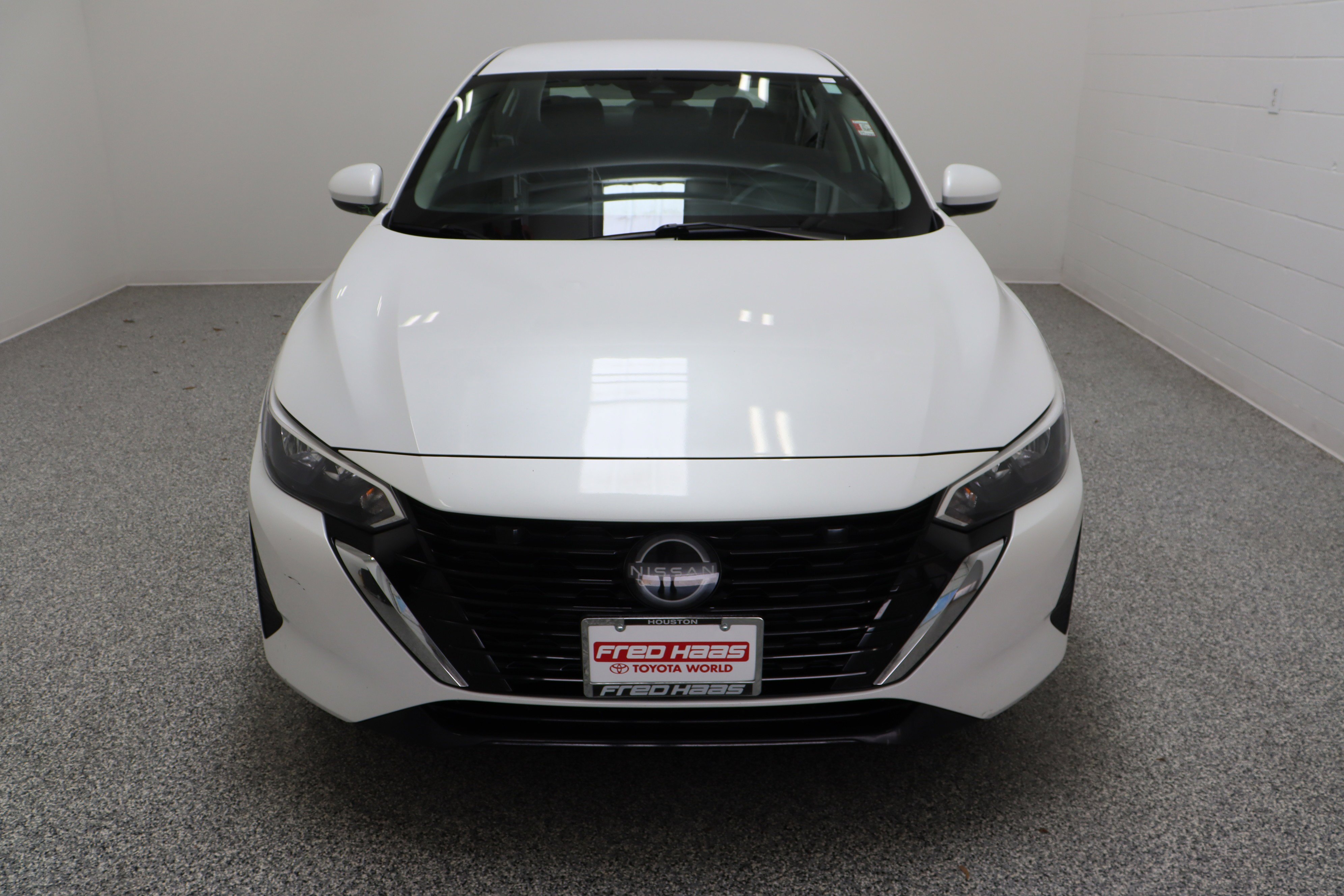 Used 2024 Aspen White Tricoat Nissan SV 2.0L image 3