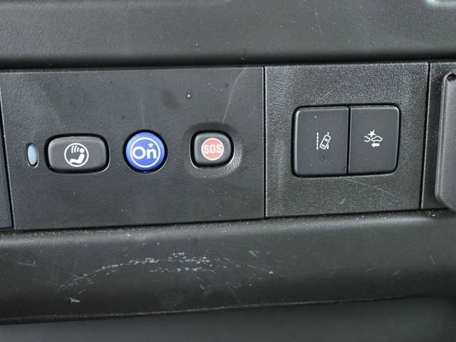 2024 Chevrolet Express Passenger LT - Photo 24