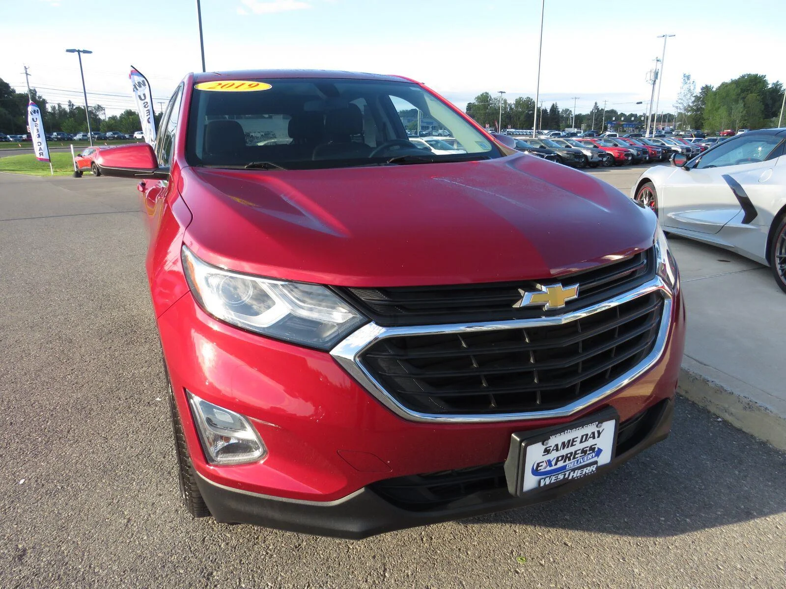 Used 2019 CAJUN RED TINTCOAT Chevrolet LT image 4