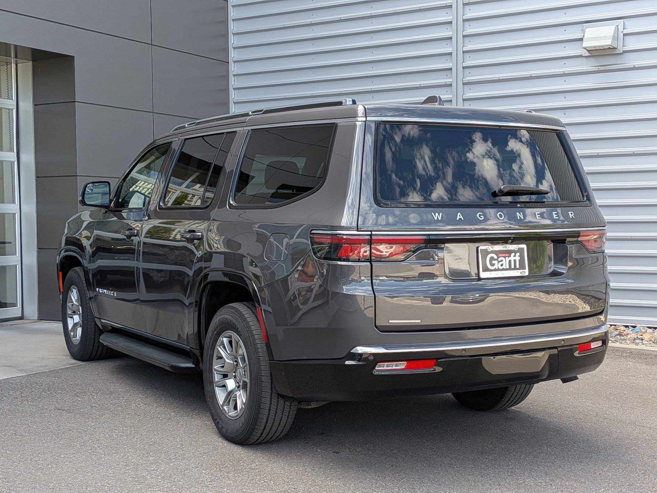 Used 2023 Baltic Gray Metallic Clearcoat Jeep Series I 4x4 image 7