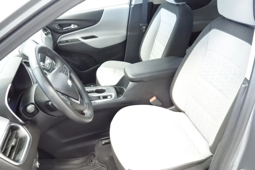 Used 2024 Gray Chevrolet LT image 26